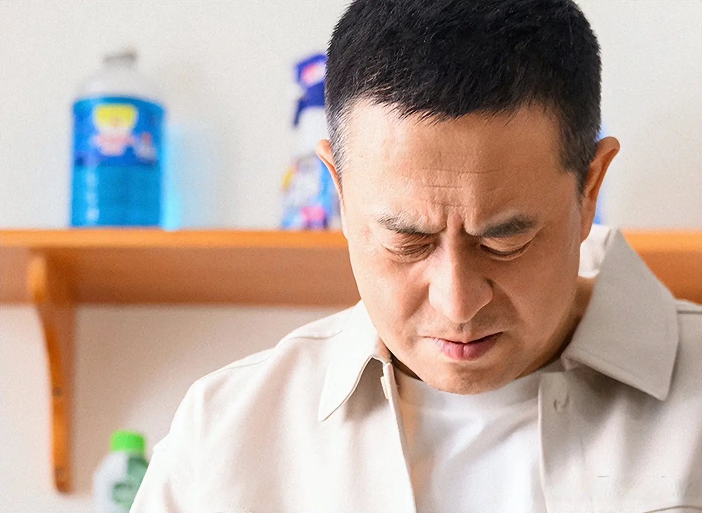 张嘉译新剧开播！全员演技派，连看6集你过瘾，网友：值得一追