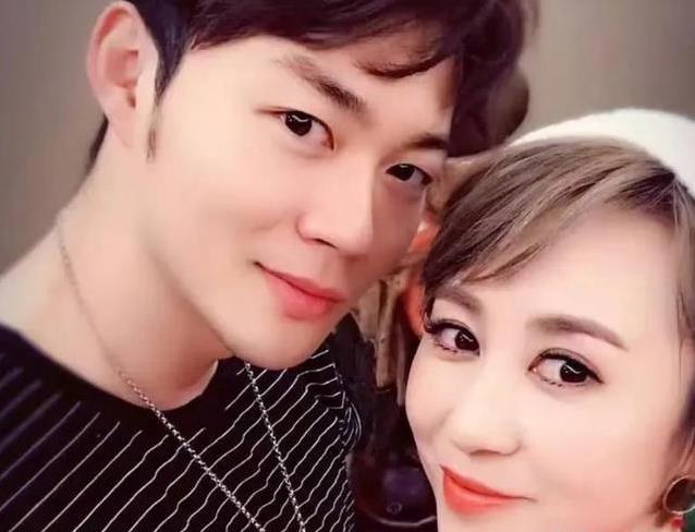 马丽嫁小11岁老公，七年婚姻甜蜜，烦恼却悄悄来袭？