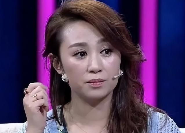 马丽嫁小11岁老公，七年婚姻甜蜜，烦恼却悄悄来袭？