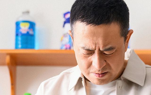 张嘉译新剧开播！全员演技派，连看6集你过瘾，网友：值得一追
