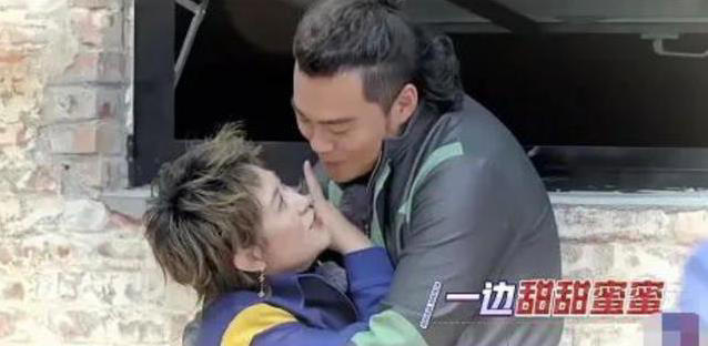 马丽嫁小11岁老公，七年婚姻甜蜜，烦恼却悄悄来袭？