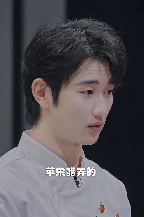 金莎也没想到，恋爱3年，小17岁男友孙丞潇，竟走上了贾冰的老路