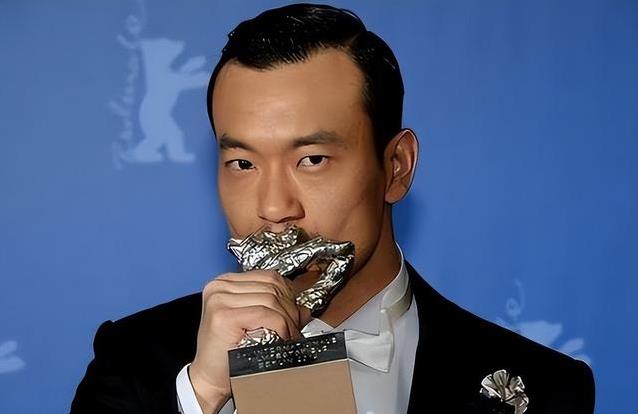 从龙套到柏林影帝，廖凡24年不靠爹，妻子却是周星驰幕后王牌