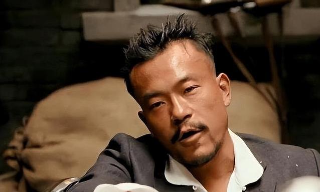 从龙套到柏林影帝，廖凡24年不靠爹，妻子却是周星驰幕后王牌