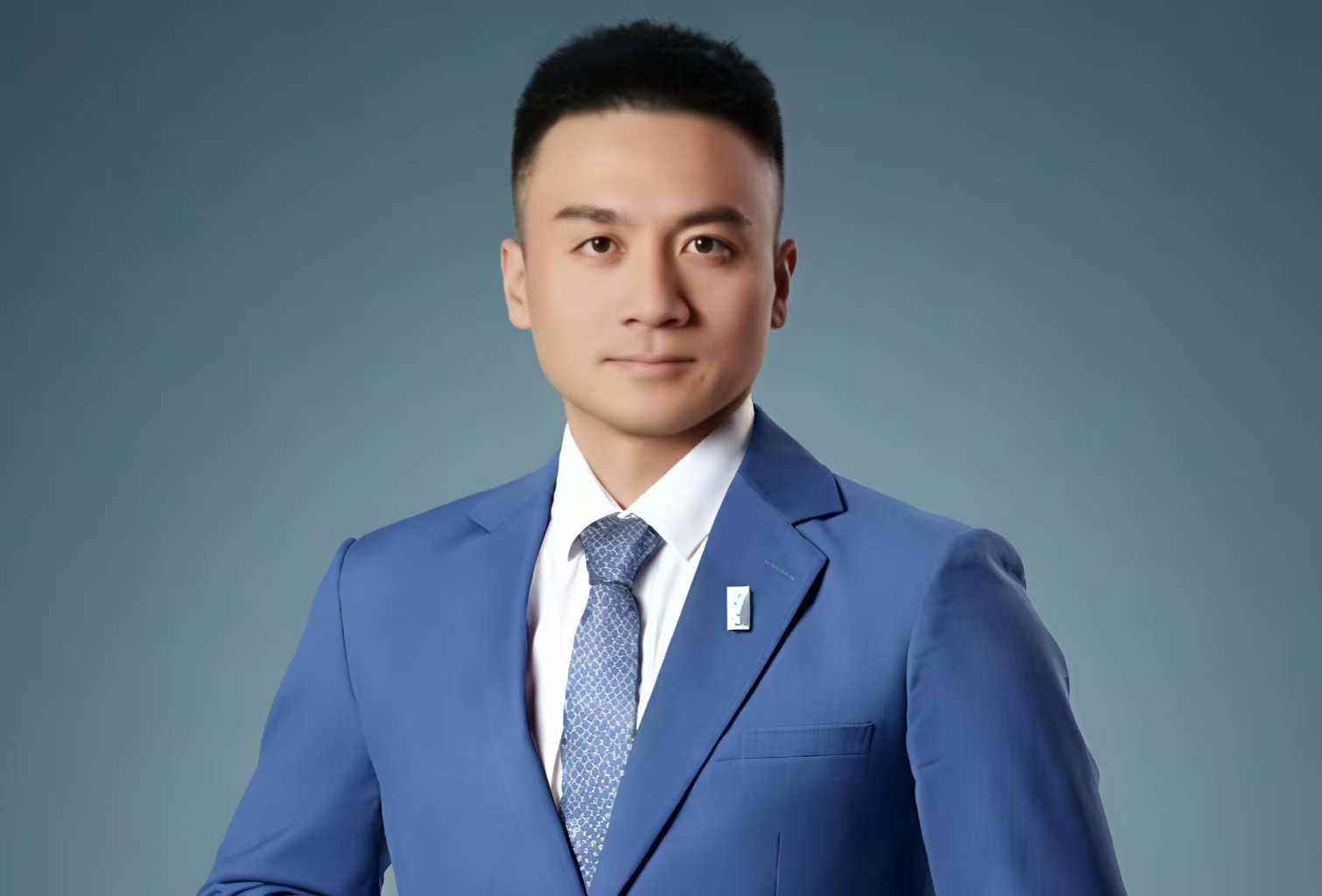 王辉接棒朱华荣出任阿维塔科技董事长