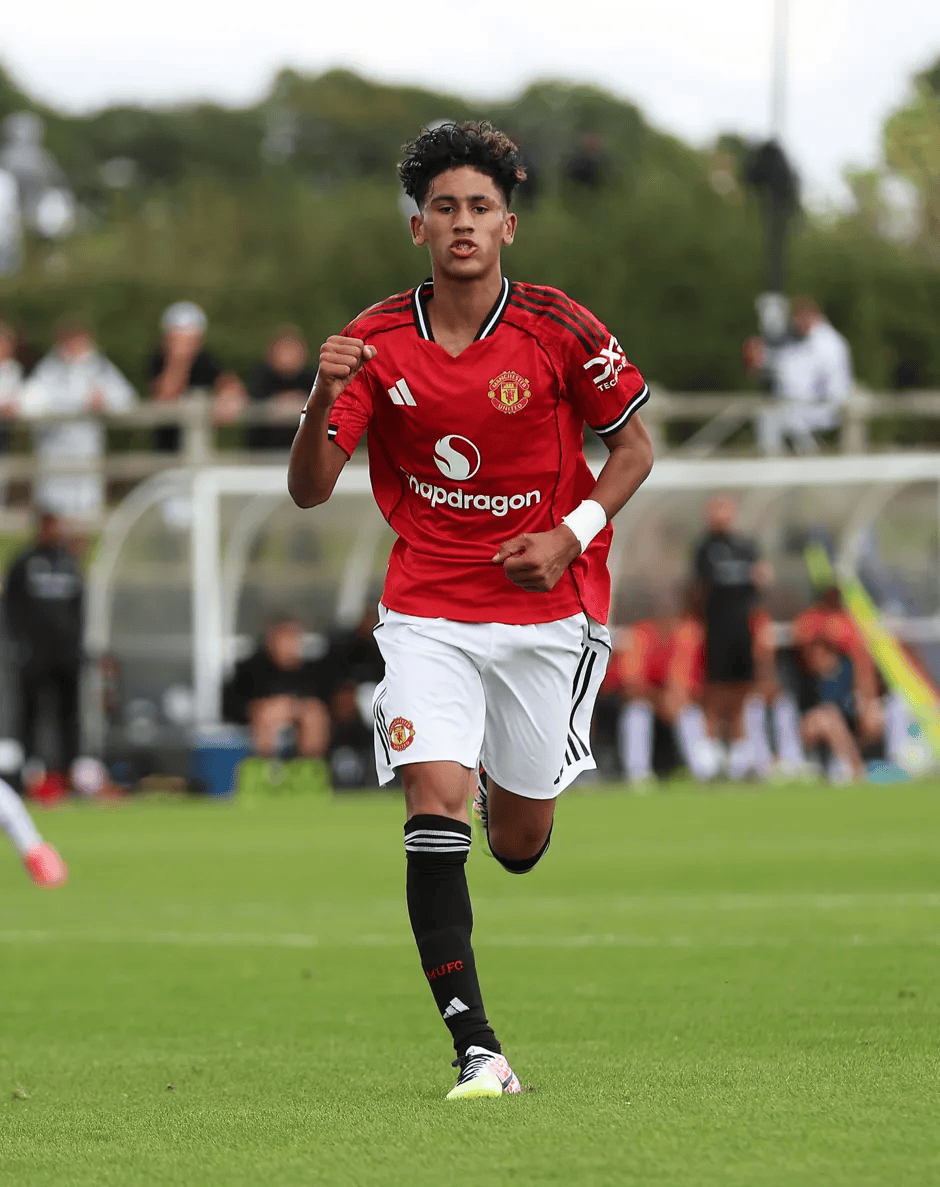 太阳报独家：多家德甲球队想挖角曼联14岁天才JJ-加布里埃尔