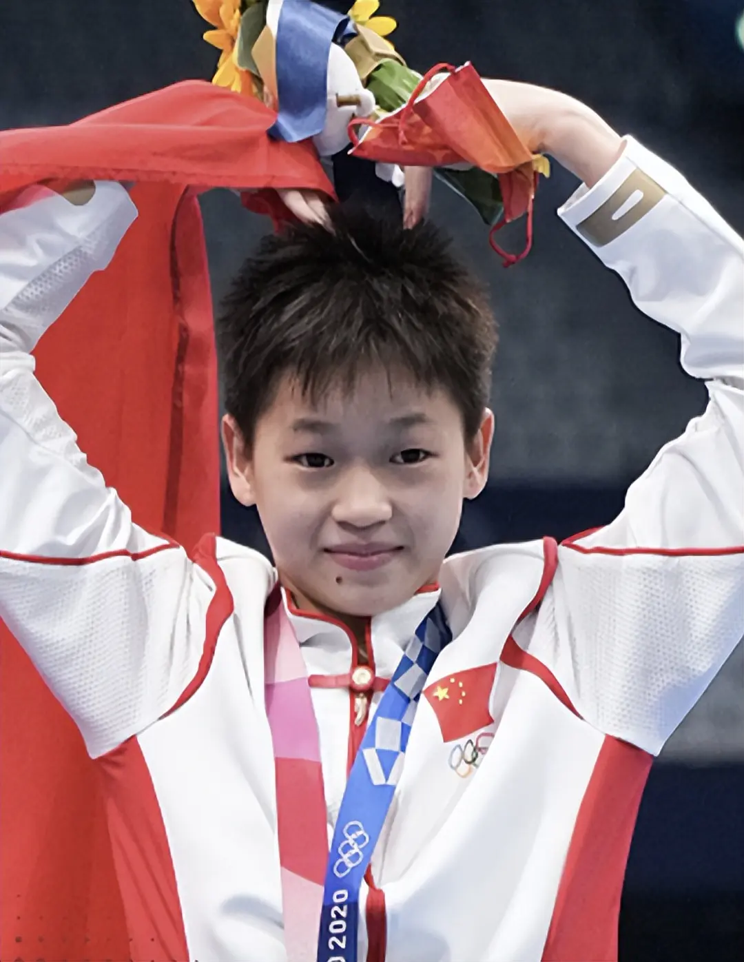 18岁的全红婵走上了郭晶晶的“老路”，果然优秀的人眼光都相似