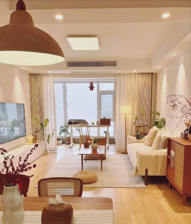 家居设计新趋势：从简约到工业，哪种风格最能提升你的生活质量？