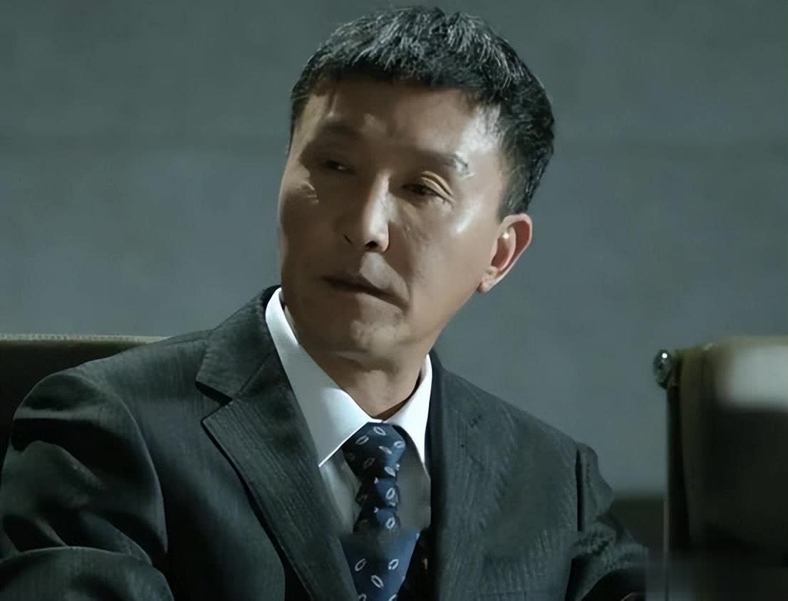 扫黑反腐剧再出王炸，于和伟王志文主演，《狂飙》靠边站！ 