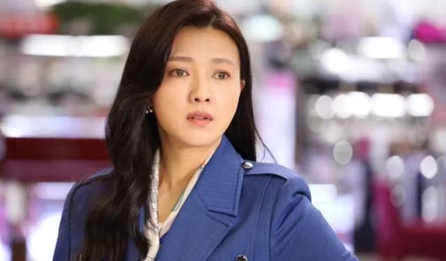 15次女主没红，傅晶低调演戏，48岁却活成圈内清流