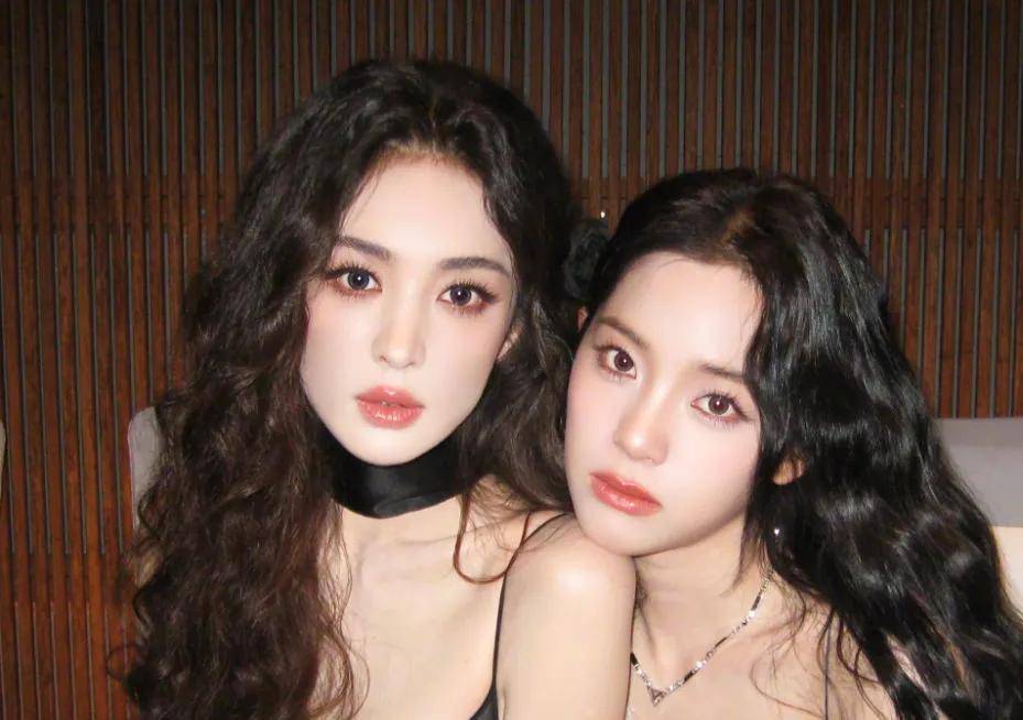 好尴尬！娜扎误发杨幂“丑照”，暴露对方侧脸短板，亮点不止一个