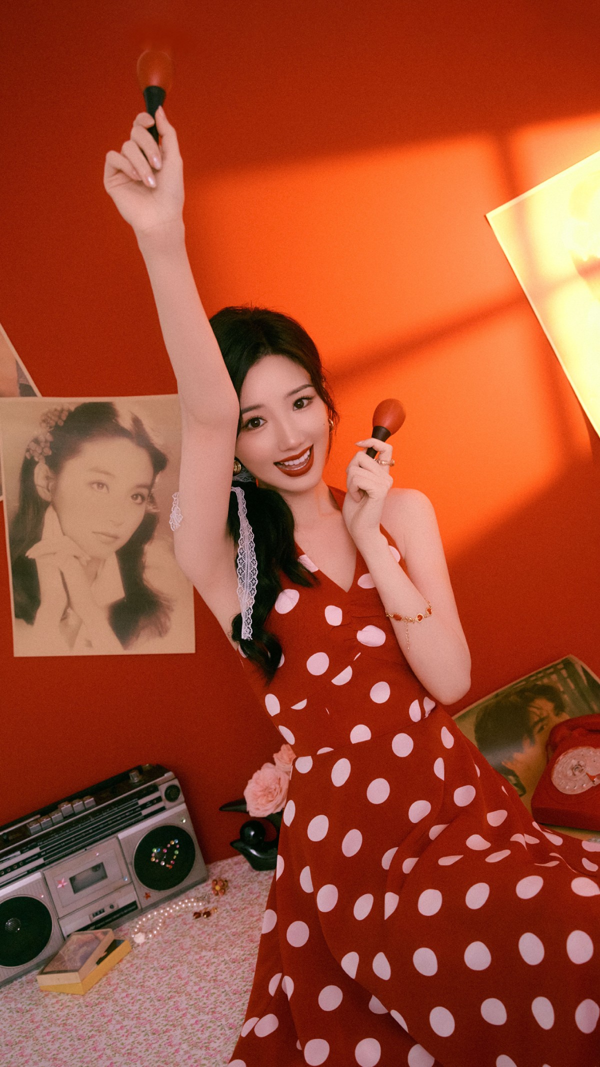 毛晓彤港风复古造型