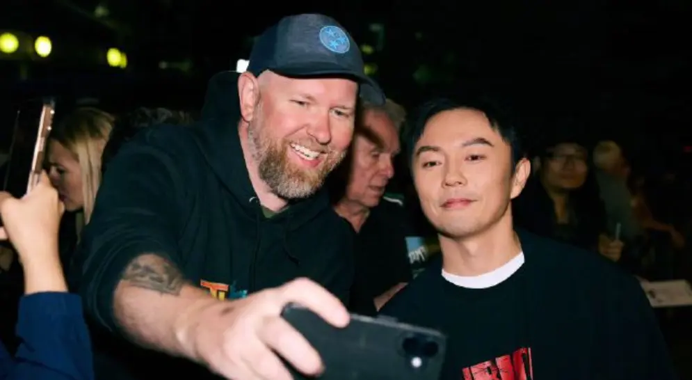 谢苗火到了国外，多伦多电影节《火遮眼》口碑大爆，坐等内地引进