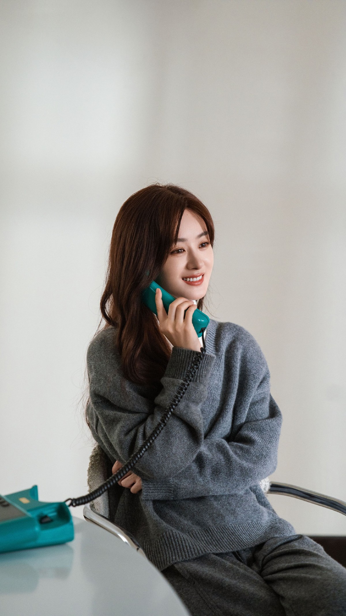 赵丽颖“不合群”背后