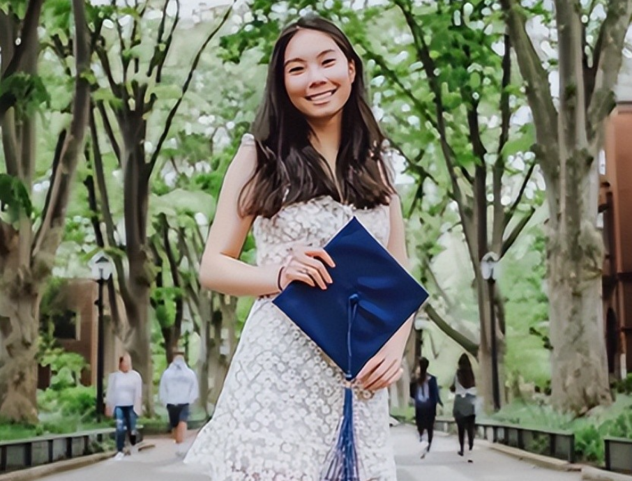 都是宗庆后基因，43岁宗馥莉和27岁宗婕莉，差距真的太大！