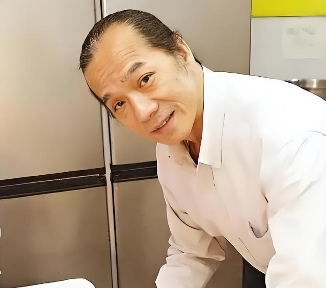 演员张振寰去世，遗体在家中放臭才被人发现，晚年凄凉被儿子抛弃