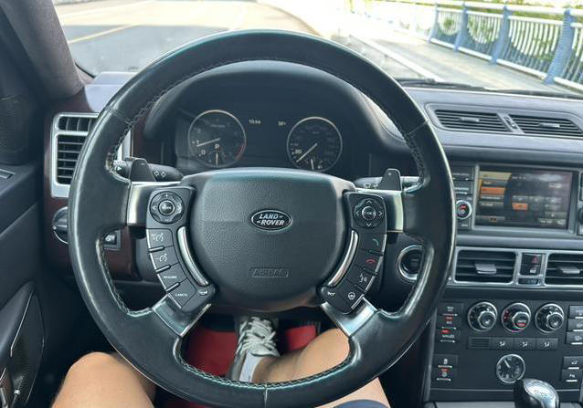 百万豪车跌到10万，V8动力爽到飞，车况却藏秘密？