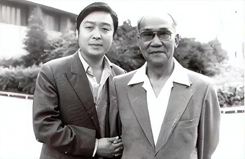 相声界传奇父子同一天去世，50年后天堂再聚首，是巧合还是命运