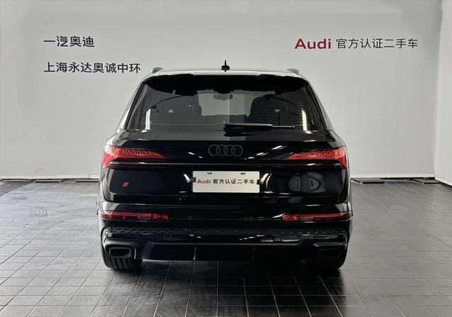 43万捡漏准新奥迪Q7黑武士，豪华SUV为何这么便宜？