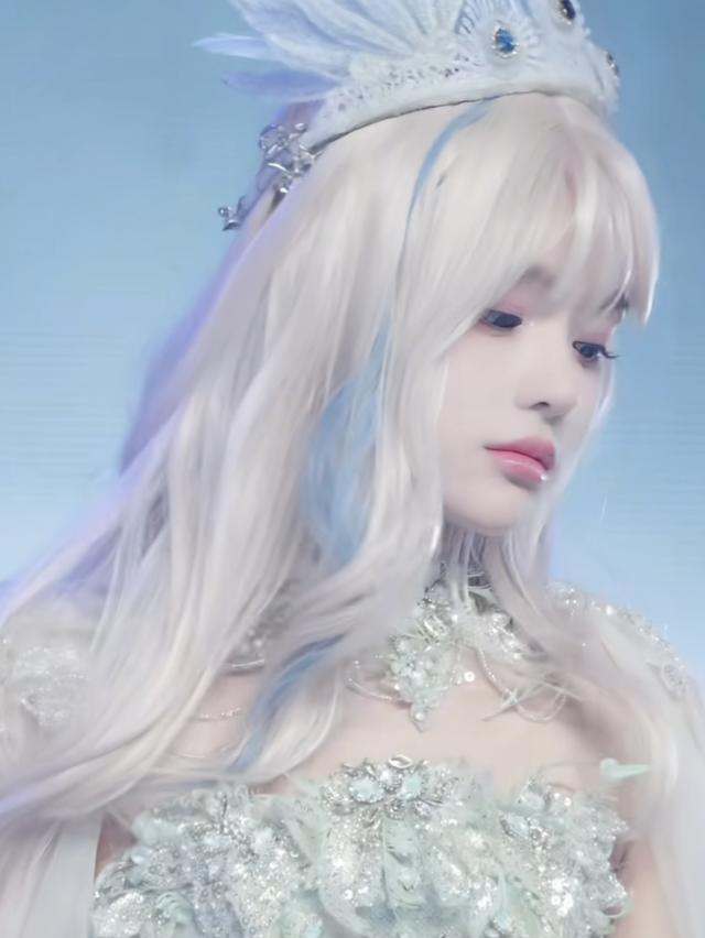 黄霄云大变样，网友惊叹：果然钱能养人