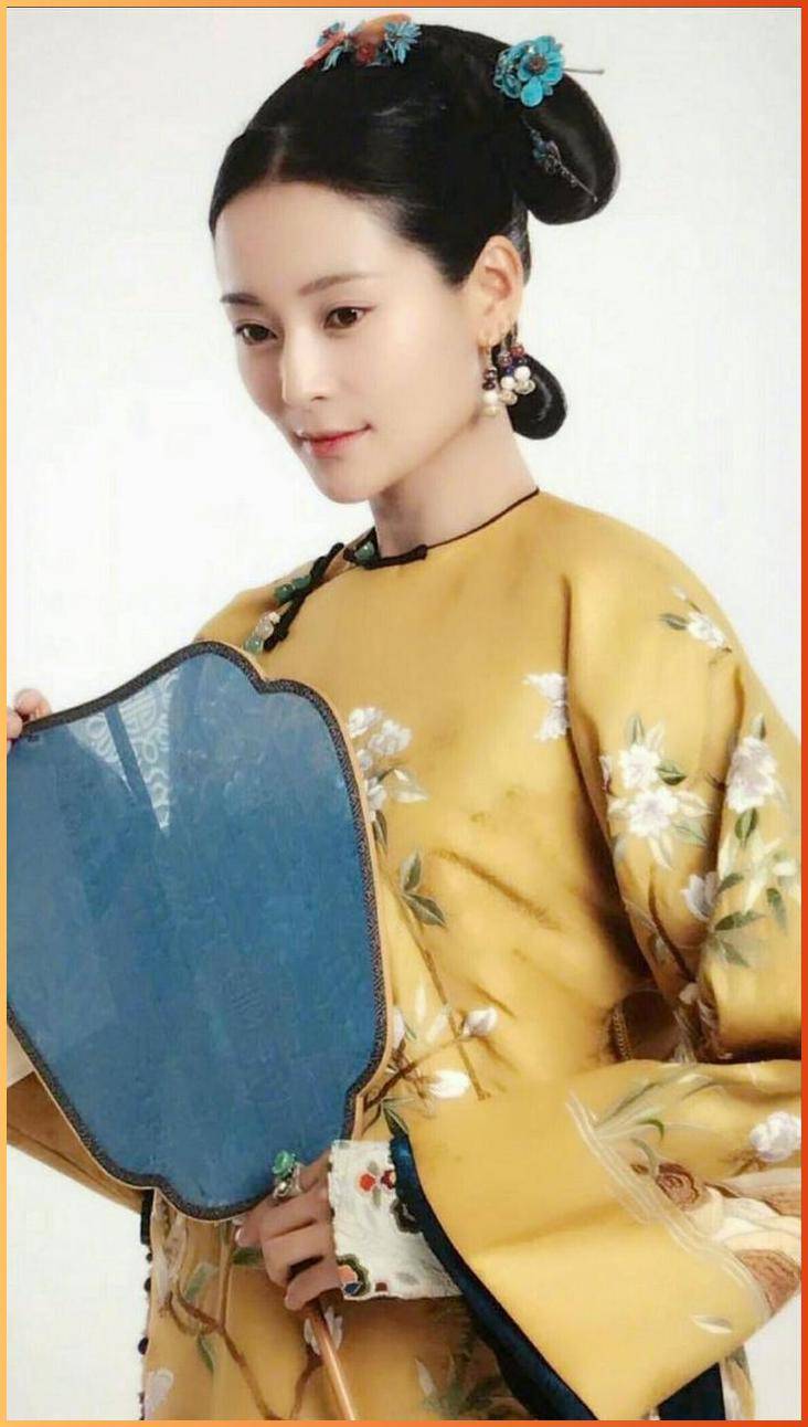 戏里演母子，戏外倒追“儿子”5年，喜得双胞胎的她已成人生赢家