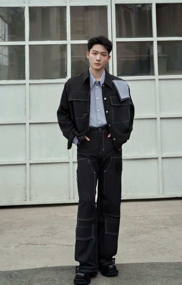 张晚意自曝没有经济公司