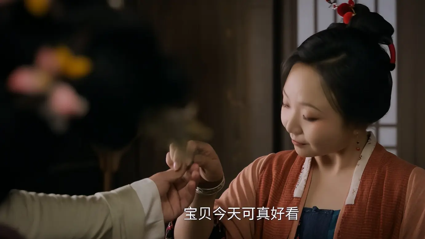 才播4集，评分9.4，终于有跟《武林外传》一较高下的古装喜剧了