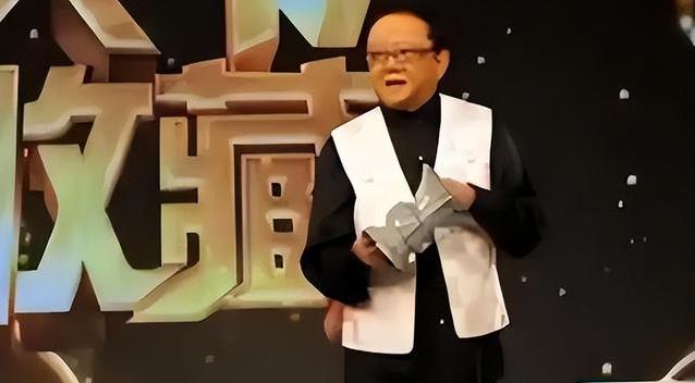 王刚砸宝引争议，身家10亿是谣言，真相却让人泪目