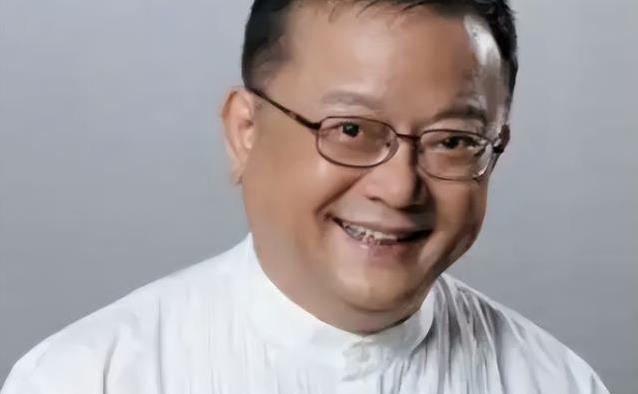 王刚砸宝引争议，身家10亿是谣言，真相却让人泪目