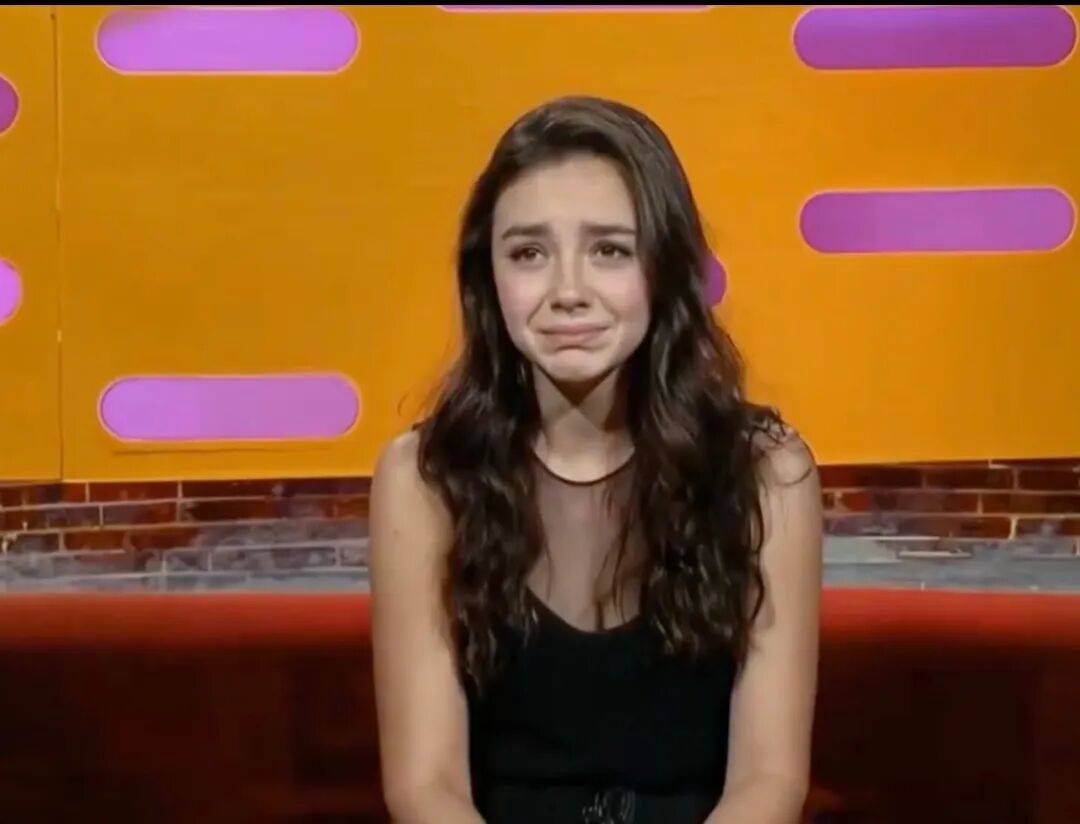 AI女演员出道惨遭好莱坞抵制！金球奖影后：我们全完蛋