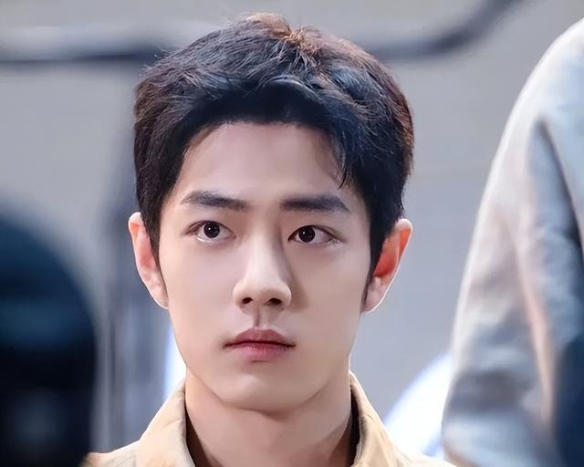 杨受成三字透露肖战在圈内的真实地位, 也给内娱明星们都提了个醒!