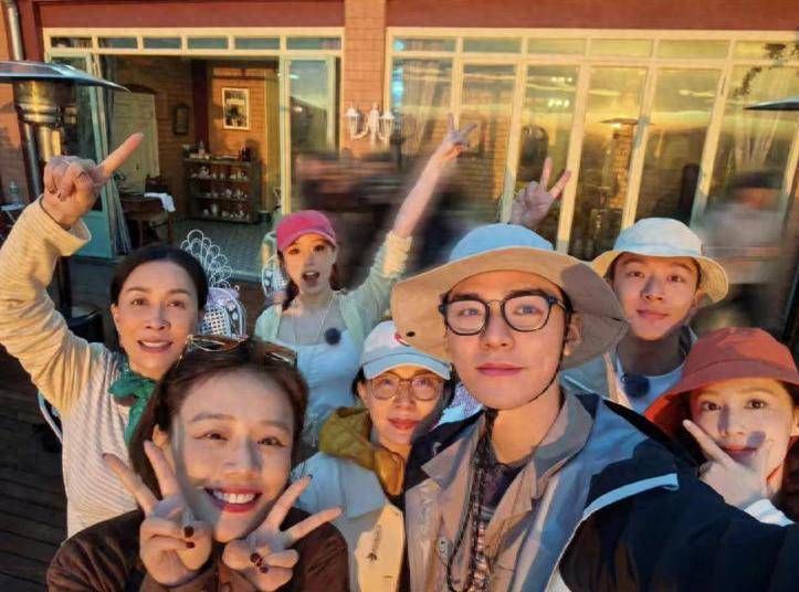 同胞“被刺”坑同胞？《花少7》埃及行遭狂嘲，前季嘉宾也被牵连