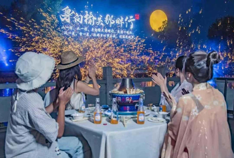 从淡季冷清到四季爆满，山海关靠“友好城市”破局