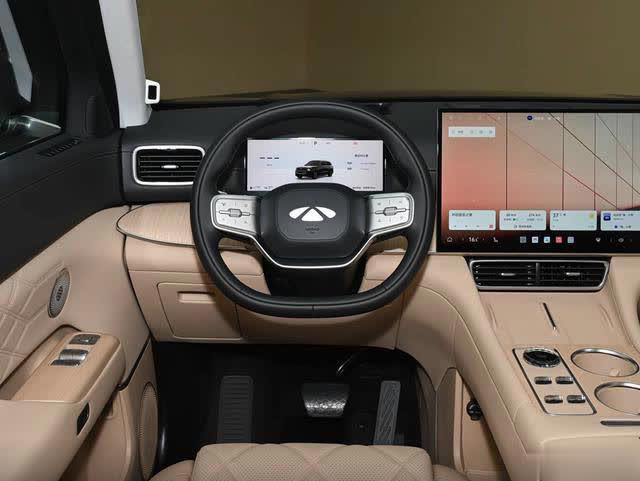 奇瑞风云T11新消息曝光，9种车色可选年内上市 ！