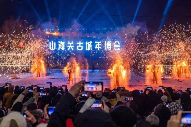 从淡季冷清到四季爆满，山海关靠“友好城市”破局