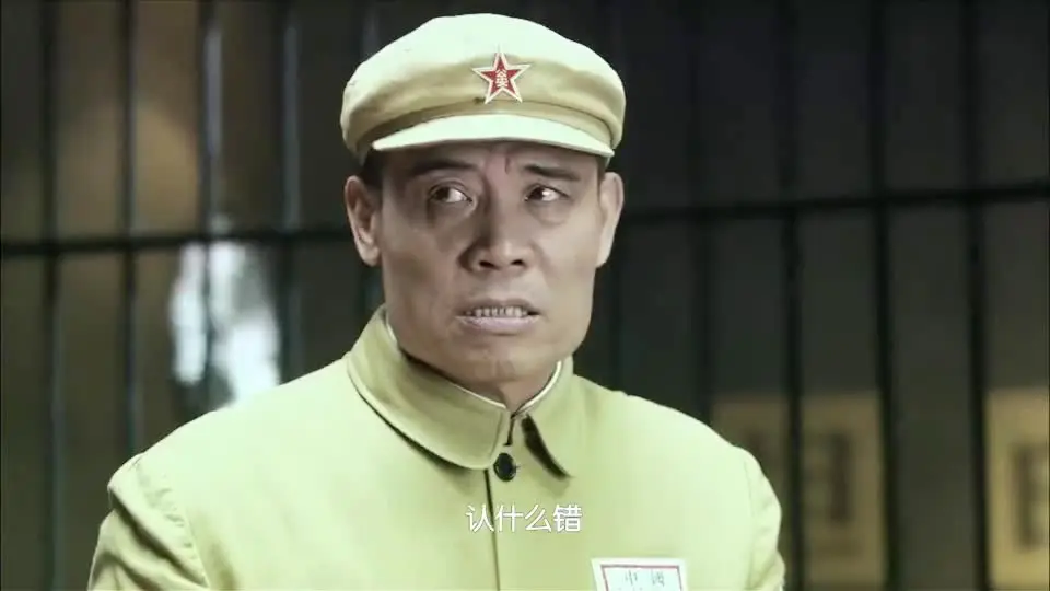 《风筝》袁农明知郑耀先身份，为啥还非要杀他？真相扎心又现实