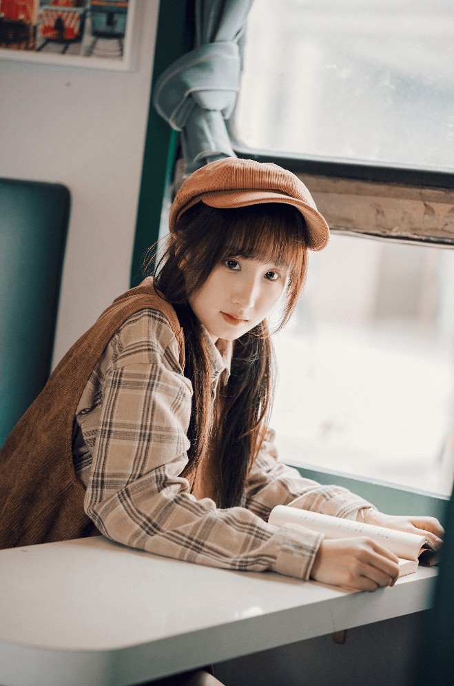 用配色玩转通勤穿搭