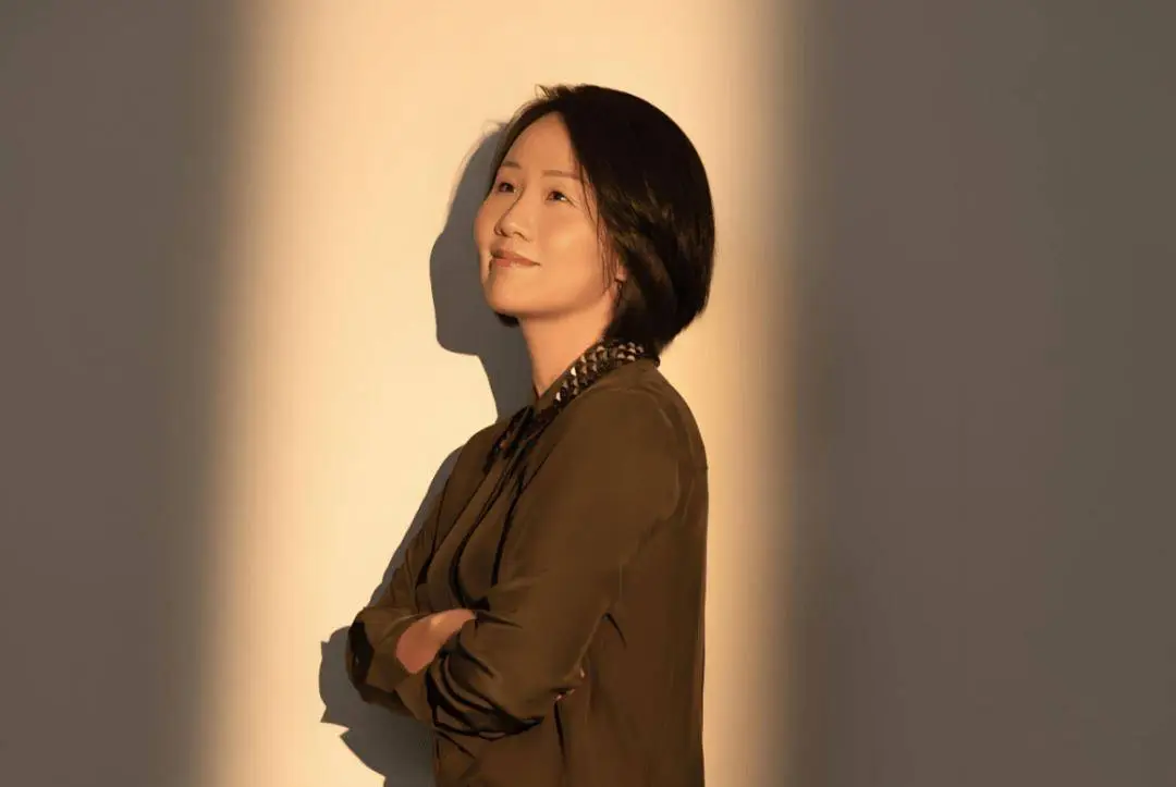 870�ڰ뵼��Ů��������8�꣬��д�й�оƬʷ