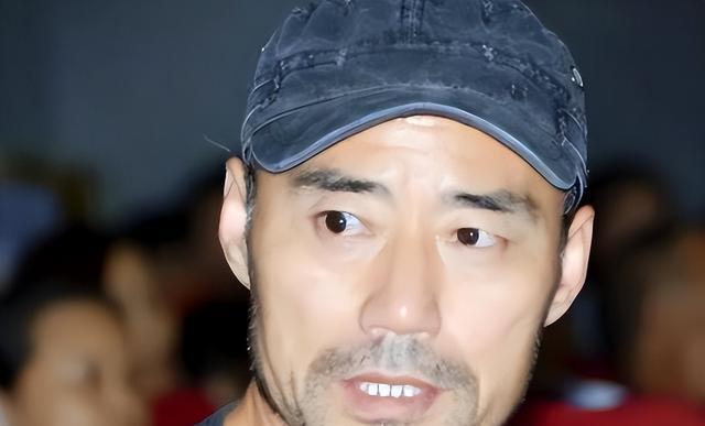 出道十多年后的旭日阳刚，一个早已年入百万，一个却只能在家种田