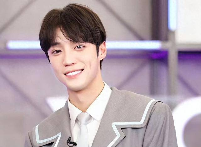 成功去油腻？TVB小生新剧中获赞奸出新高度，更被看好能夺男配角