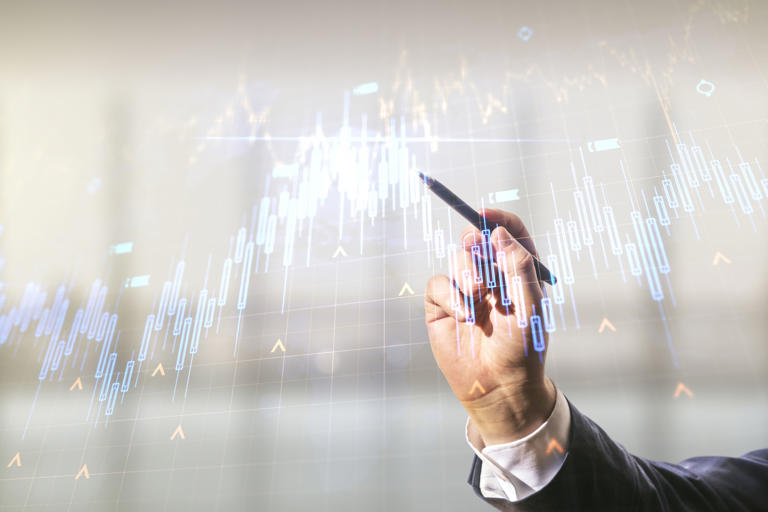  基础设施REITs：新品入市、扩募前行，年内65只产品实现正回报 