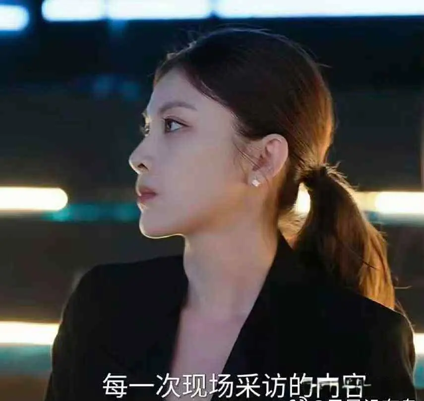 女演员千万别减肥，《许你耀眼》27岁赵露思与34岁王伊瑶站一起很明显