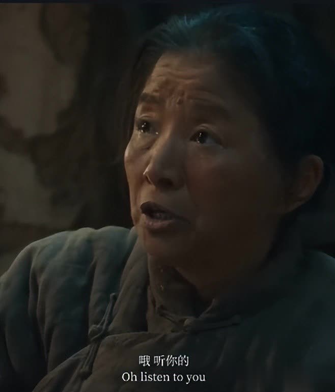 演完《生万物》又战国庆档《震耳欲聋》，66岁迟蓬期待值拉满