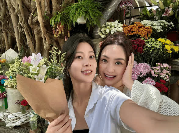 这是什么跨代神仙友谊？阿娇赵昭仪互教方言超默契，她们怎么认识的？