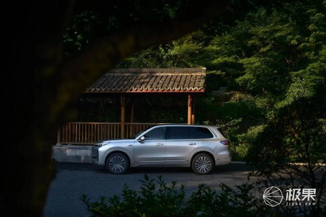 限时17.38万起！吉利银河M9正式上市，全域AI体验，树立大六座SUV价值新标杆