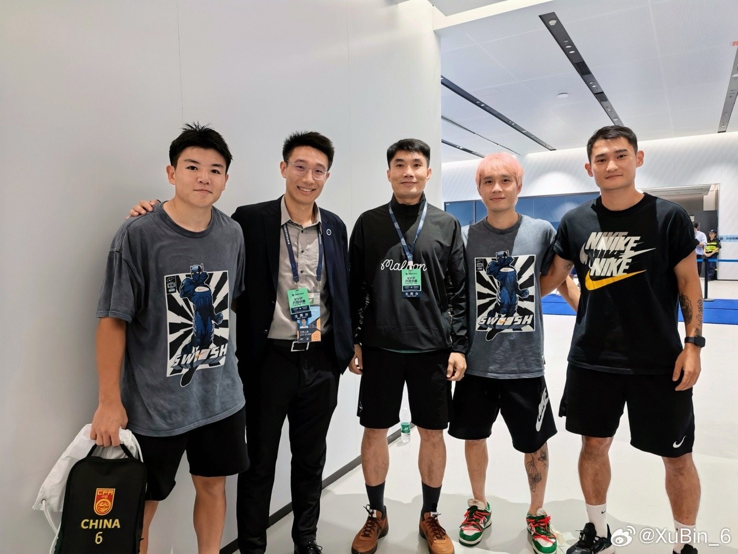 广州队旧将，徐彬晒与郑智、张修维、廖力生的合照