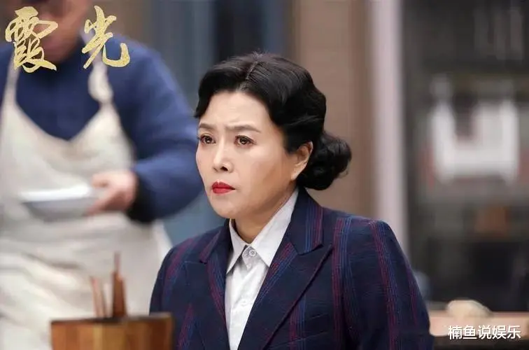 44集谍战剧，佟丽娅领衔主演，老戏骨坐镇，谍影重重