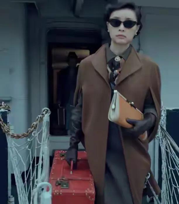 原来他们是夫妻，《沉默的荣耀》他中年大火，娶大学同学恩爱20年