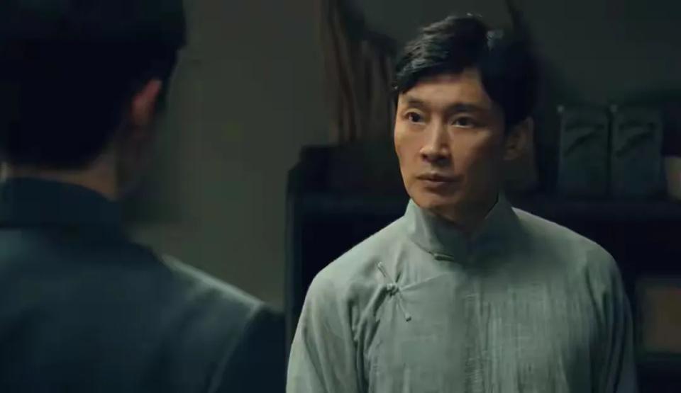 原来他们是夫妻，《沉默的荣耀》他中年大火，娶大学同学恩爱20年