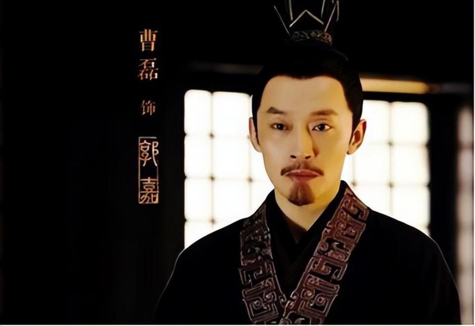 原来他们是夫妻，《沉默的荣耀》他中年大火，娶大学同学恩爱20年